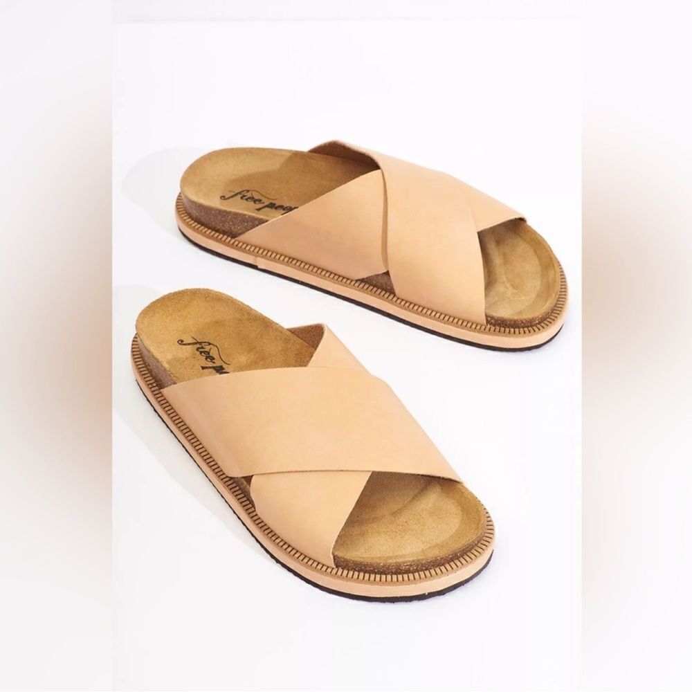 FREE PEOPLE Sidelines Flatform Sandals / Natural